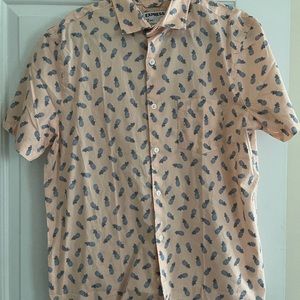 Express pineapple shirt